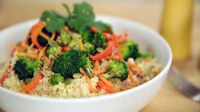 SUPER EASY VEGETABLE STIRFRY & CAULIFLOWER RICE