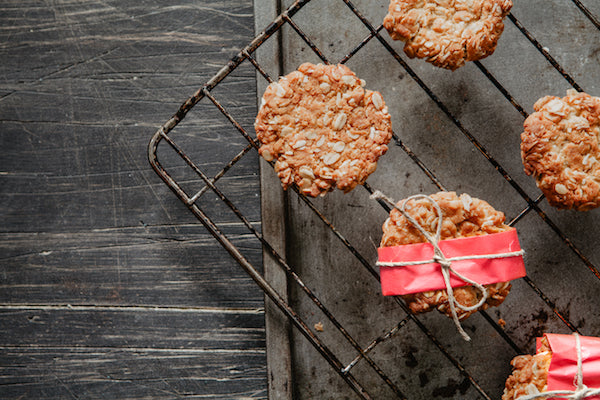 HEALTHY ANZAC BISCUITS
